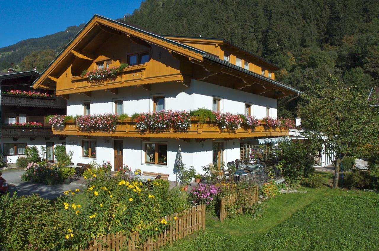 Gaestehaus Elisabeth Bed & Breakfast Mayrhofen Exterior foto